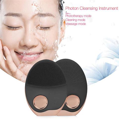 Ultrasonic Deep Cleansing Facial Brush